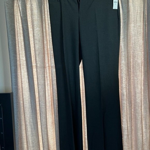 NWT Gap The Perfect Trouser Gray Plaid Flared Trouser Size 8 - Picture 2 of 16